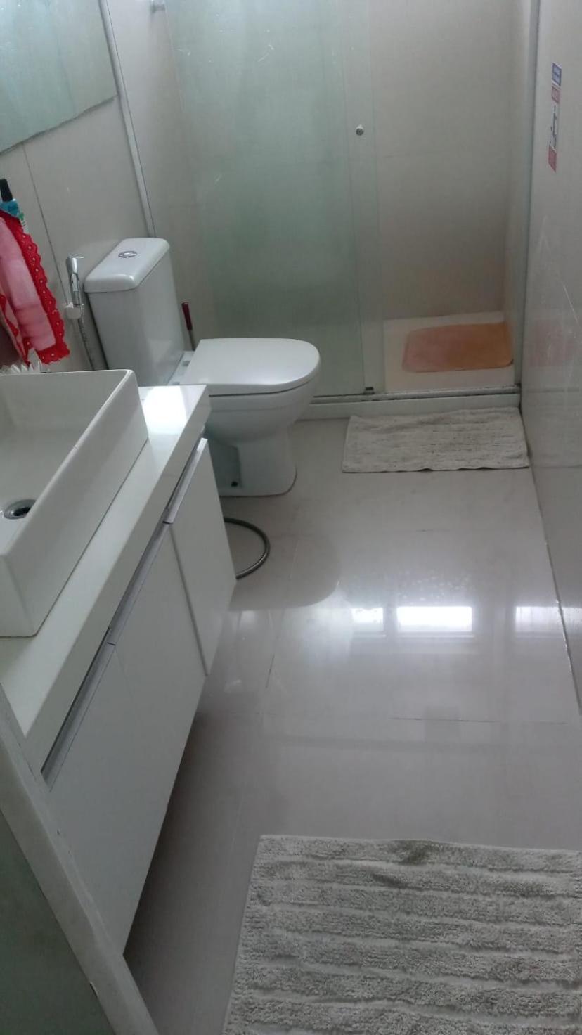 Homestay Pequeno Individual , Ventilador,tv, Mesa De Trabalho, Bairro Do Espinheiro